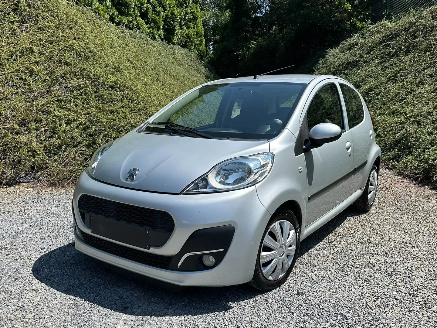 Peugeot 107 1.0i Active /4p. /Airco /Dir. Ass. /+Kit Hiver Gris - 1