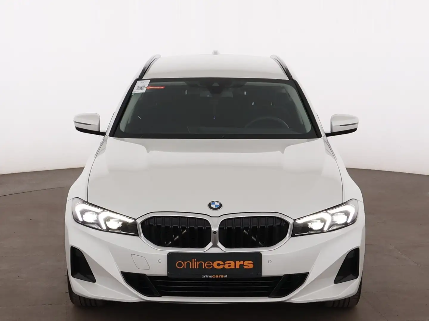 BMW 320 d Touring xDrive Aut LED 360-CAM NAVI SITZHZG Weiß - 2