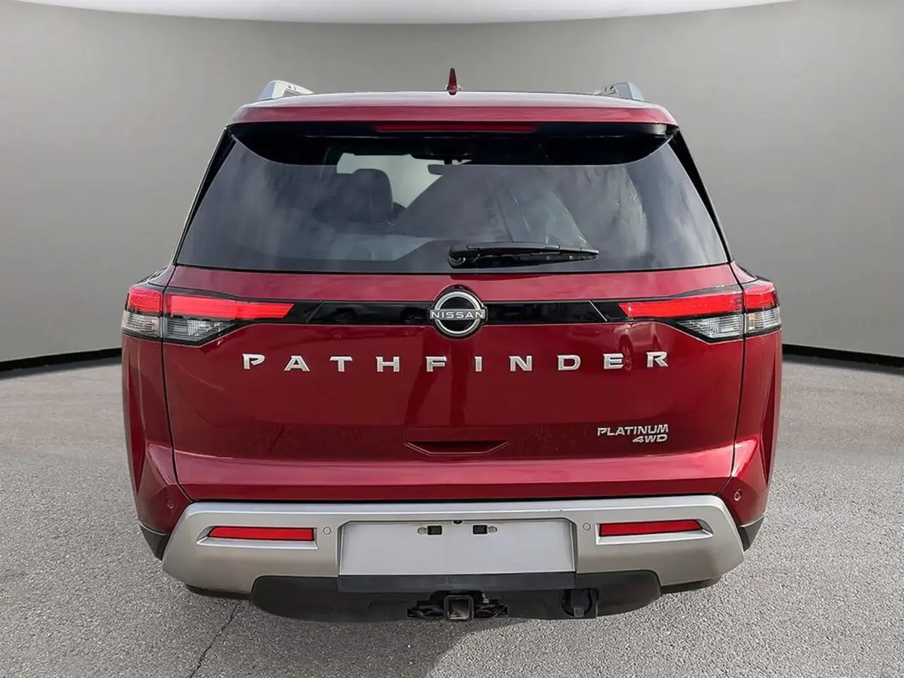 Nissan Pathfinder снимка Nissan Pathfinder
