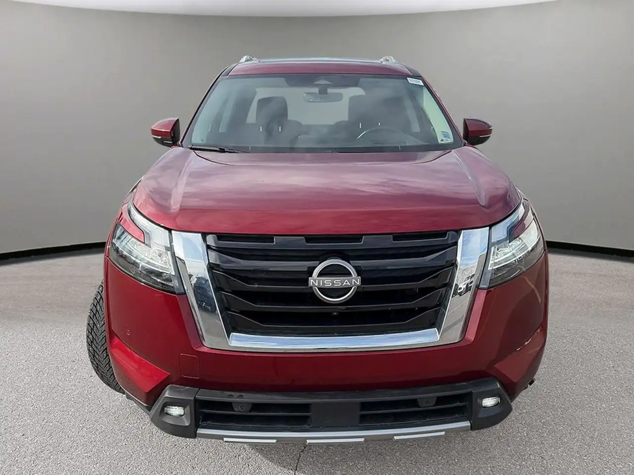 Nissan Pathfinder снимка Nissan Pathfinder