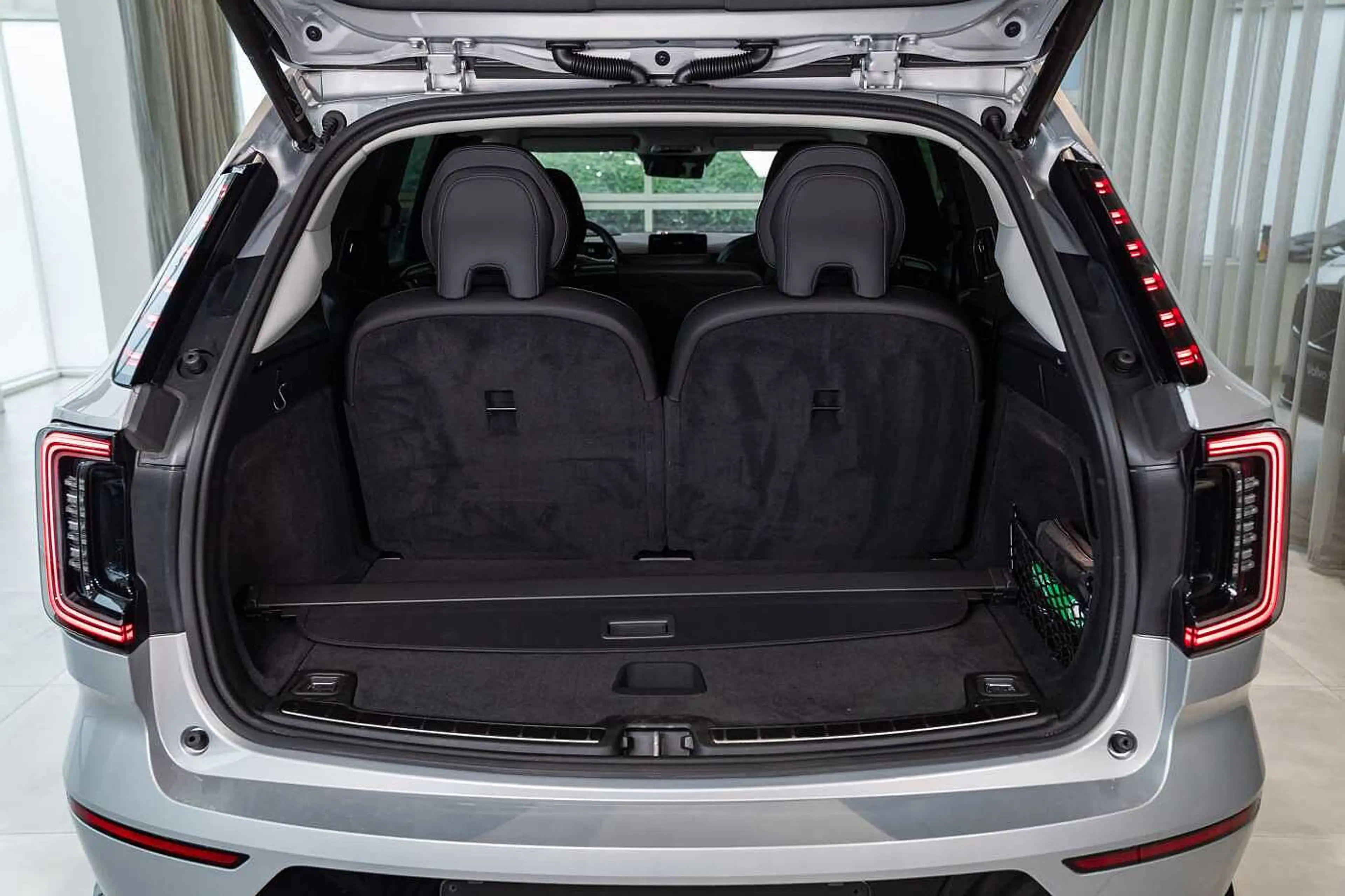 Volvo EX90 Plus Twin Motor 7 places — photo 15