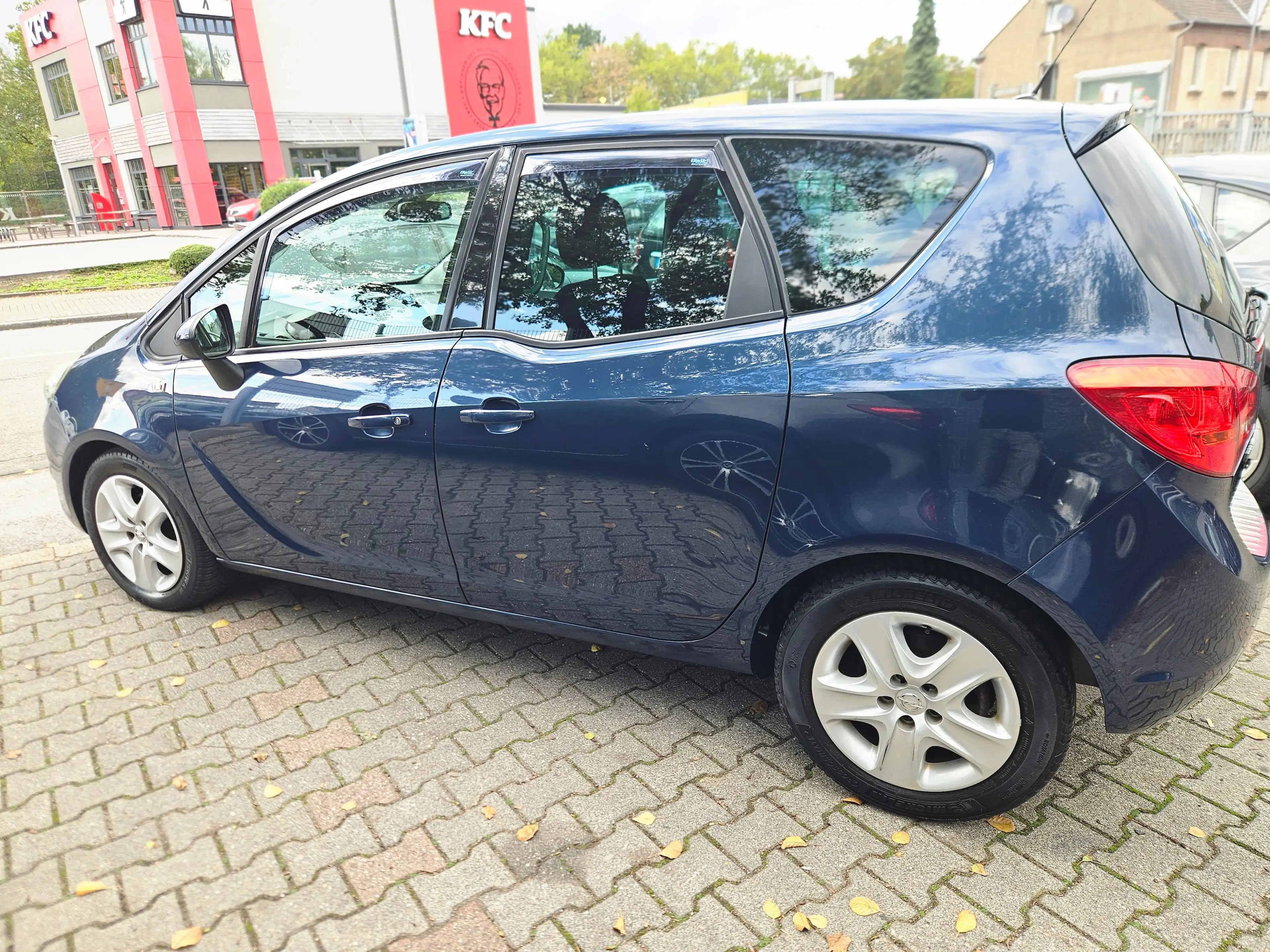 Opel Meriva Edition Tüv Neu — photo 4