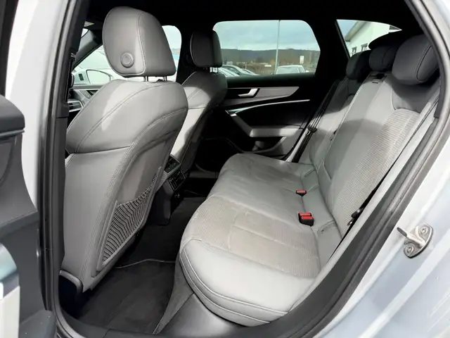 Audi A6 Avant view 14