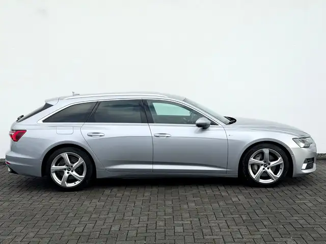 Audi A6 Avant view 4