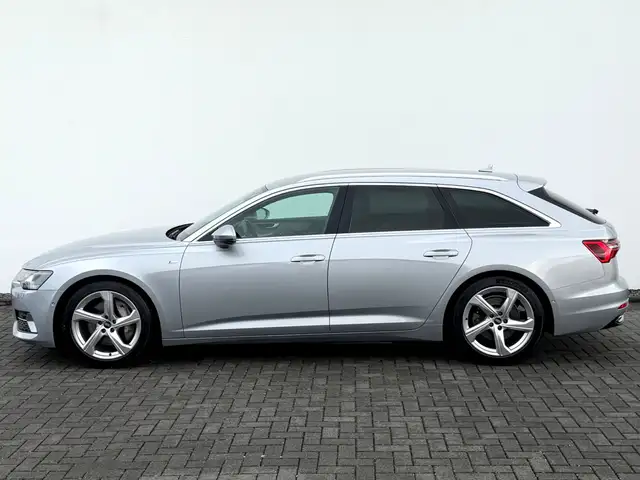 Audi A6 Avant view 8