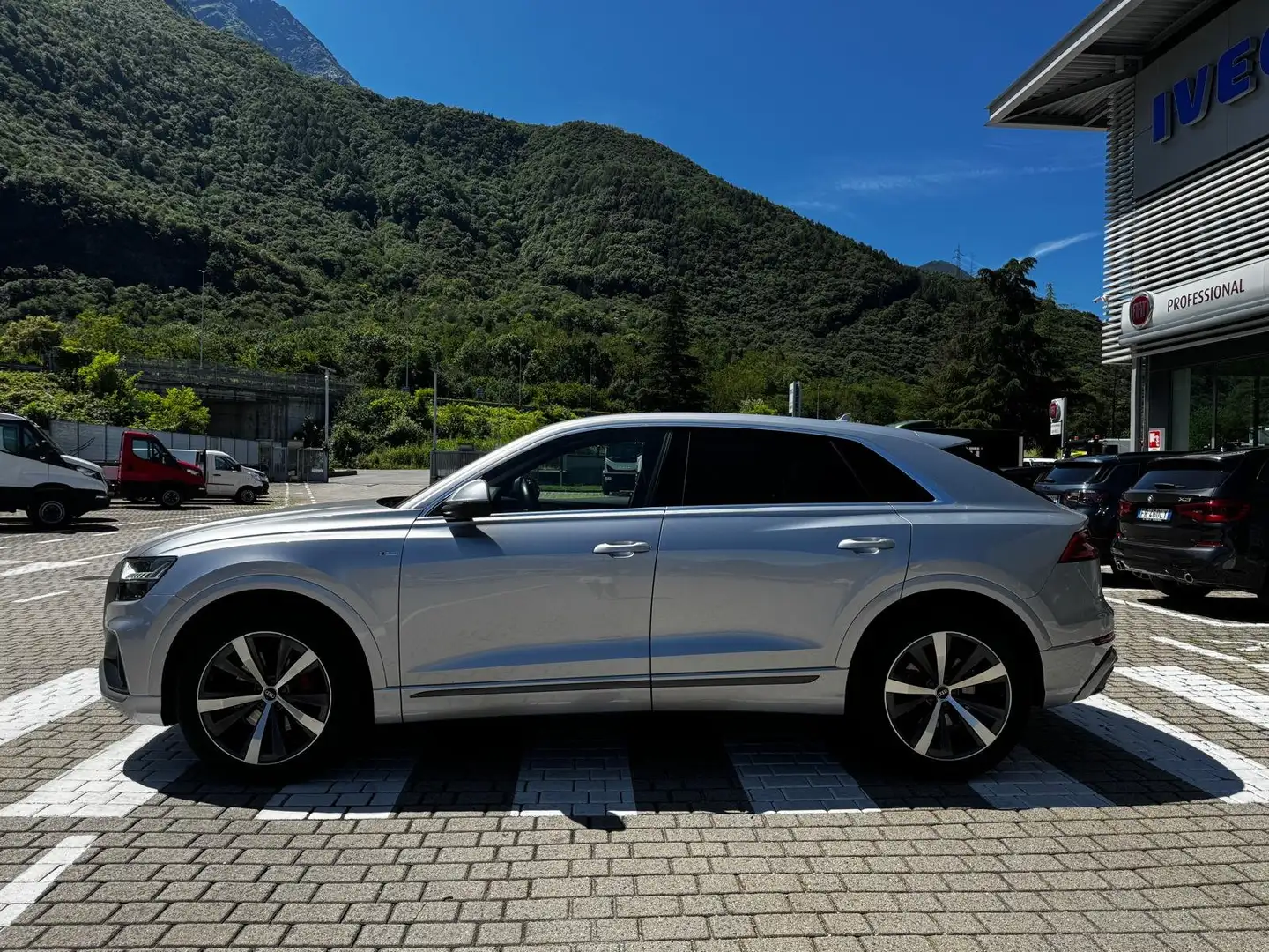 Audi Q8 Q8 I 2018 50 3.0 tdi mhev Sport quattro tiptronic Grigio - 2