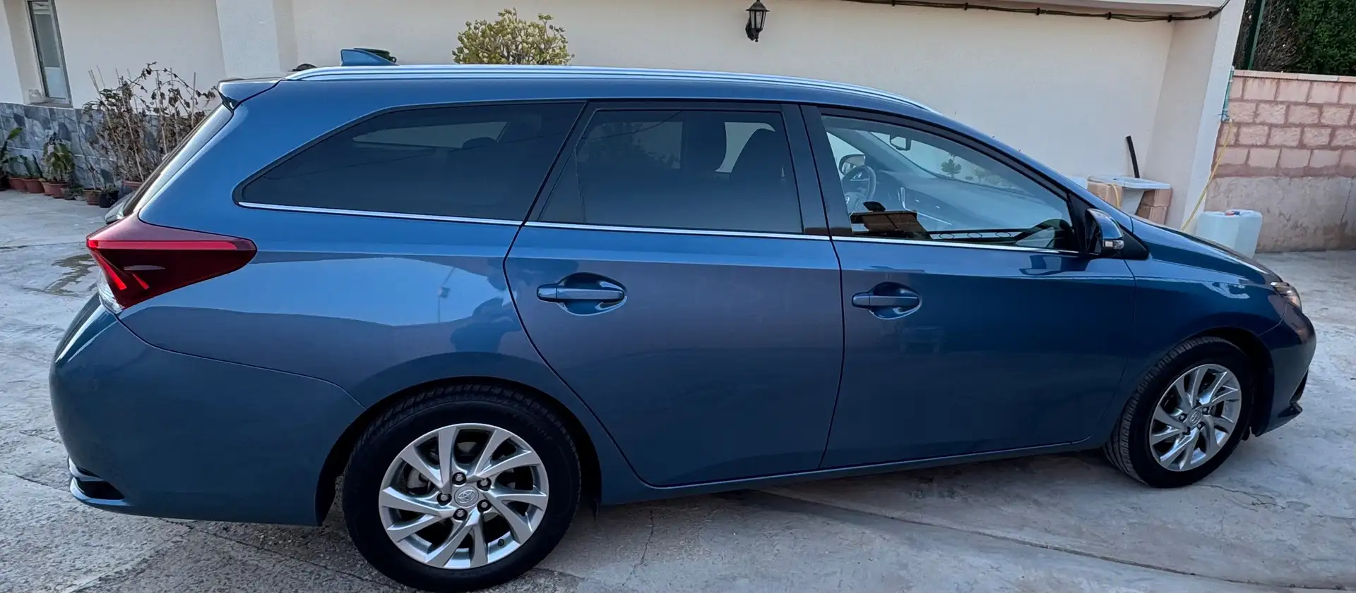 Toyota Auris Auris 115D Active Active con garantia Azul - 2
