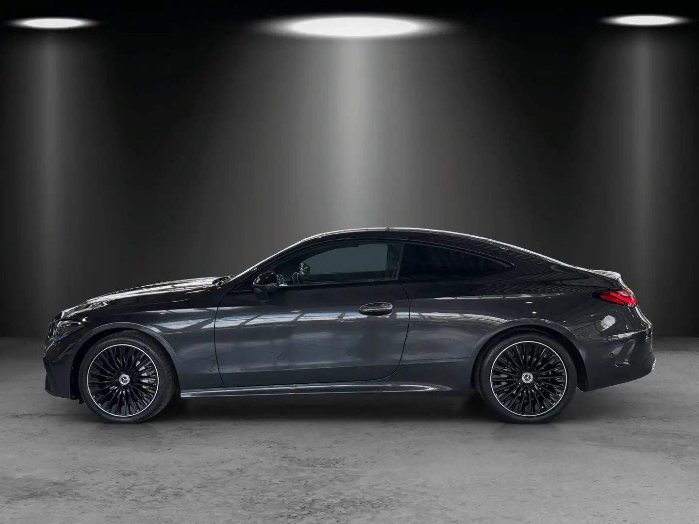 Mercedes-Benz CLE 300 4M AMG Prem DISTRO Pano Memo KeyGo Night Gris - 2