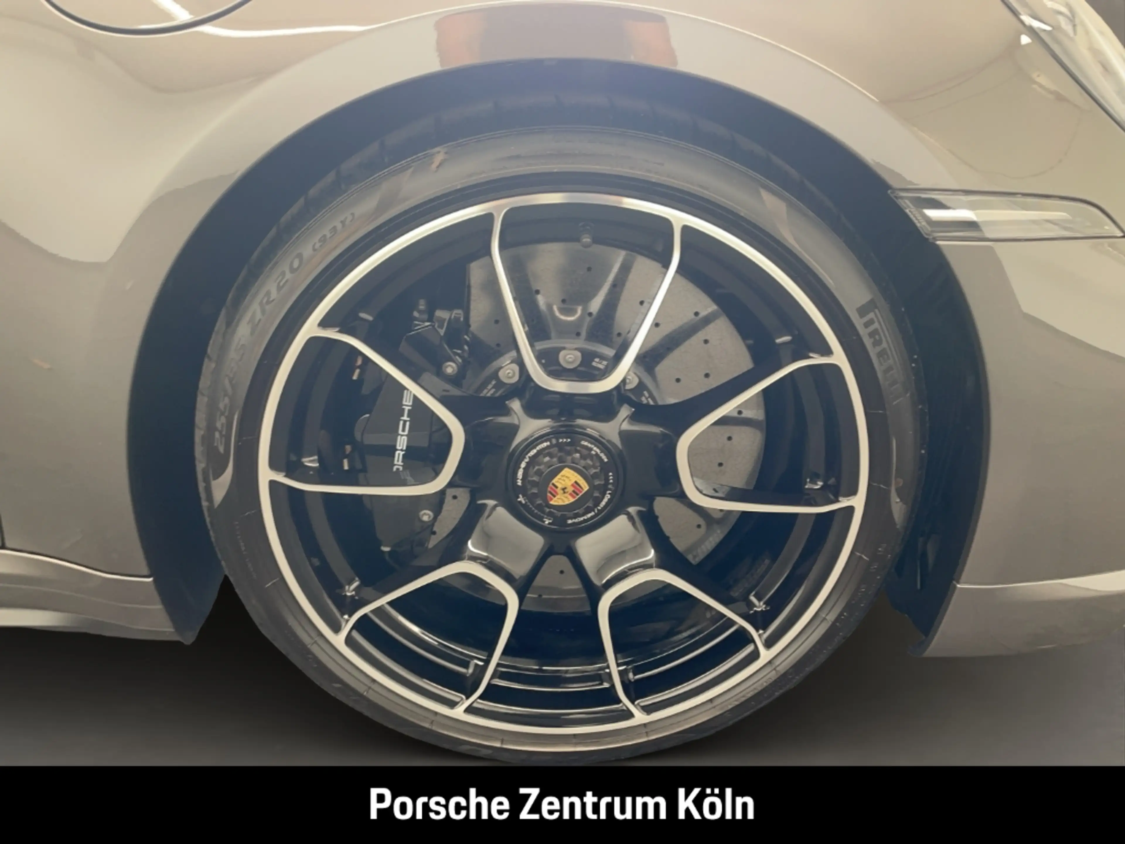 Porsche 992 911 Turbo S Cabriolet Burmester InnoDrive — photo 9