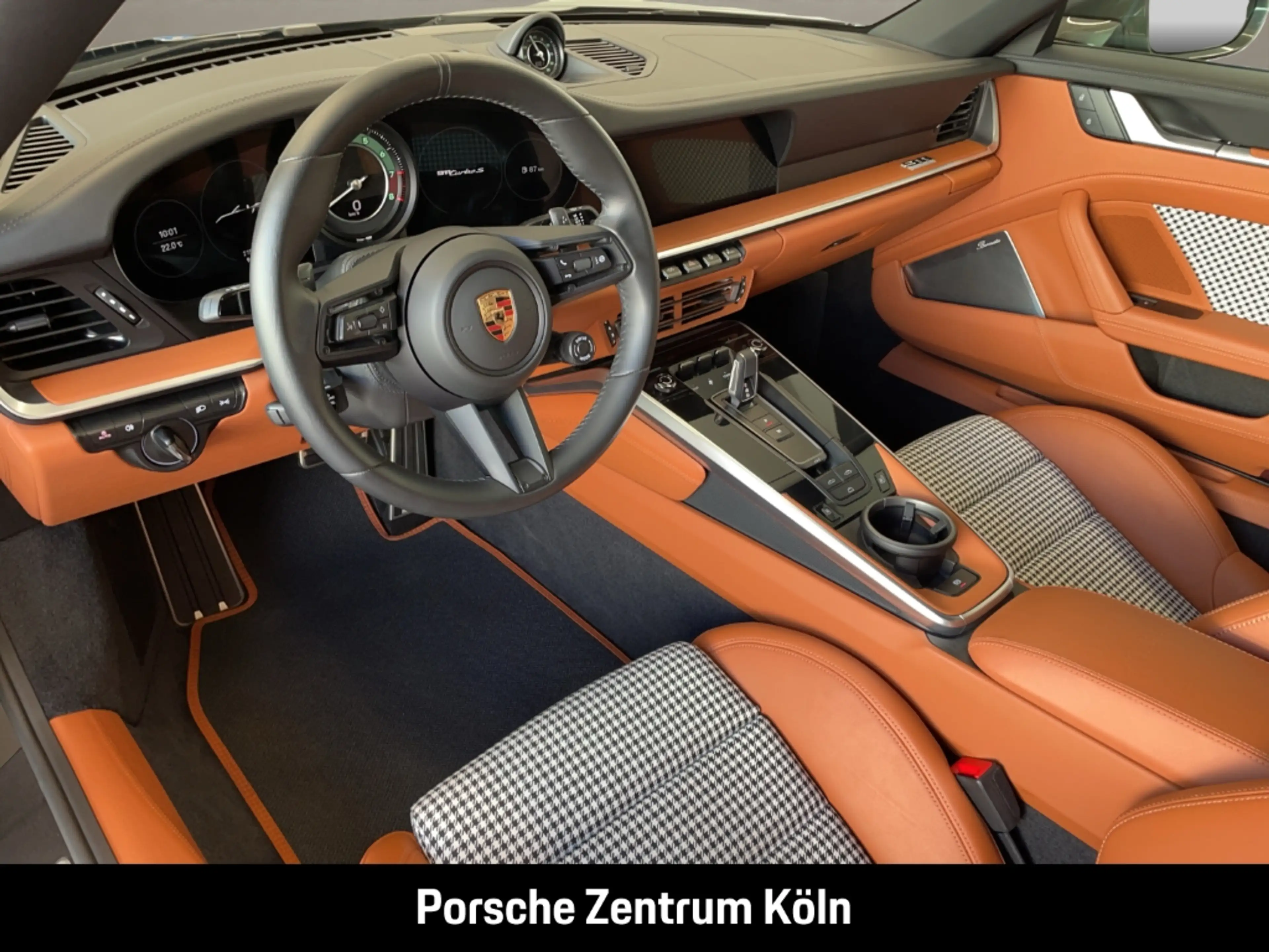 Porsche 992 911 Turbo S Cabriolet Burmester InnoDrive — photo 14