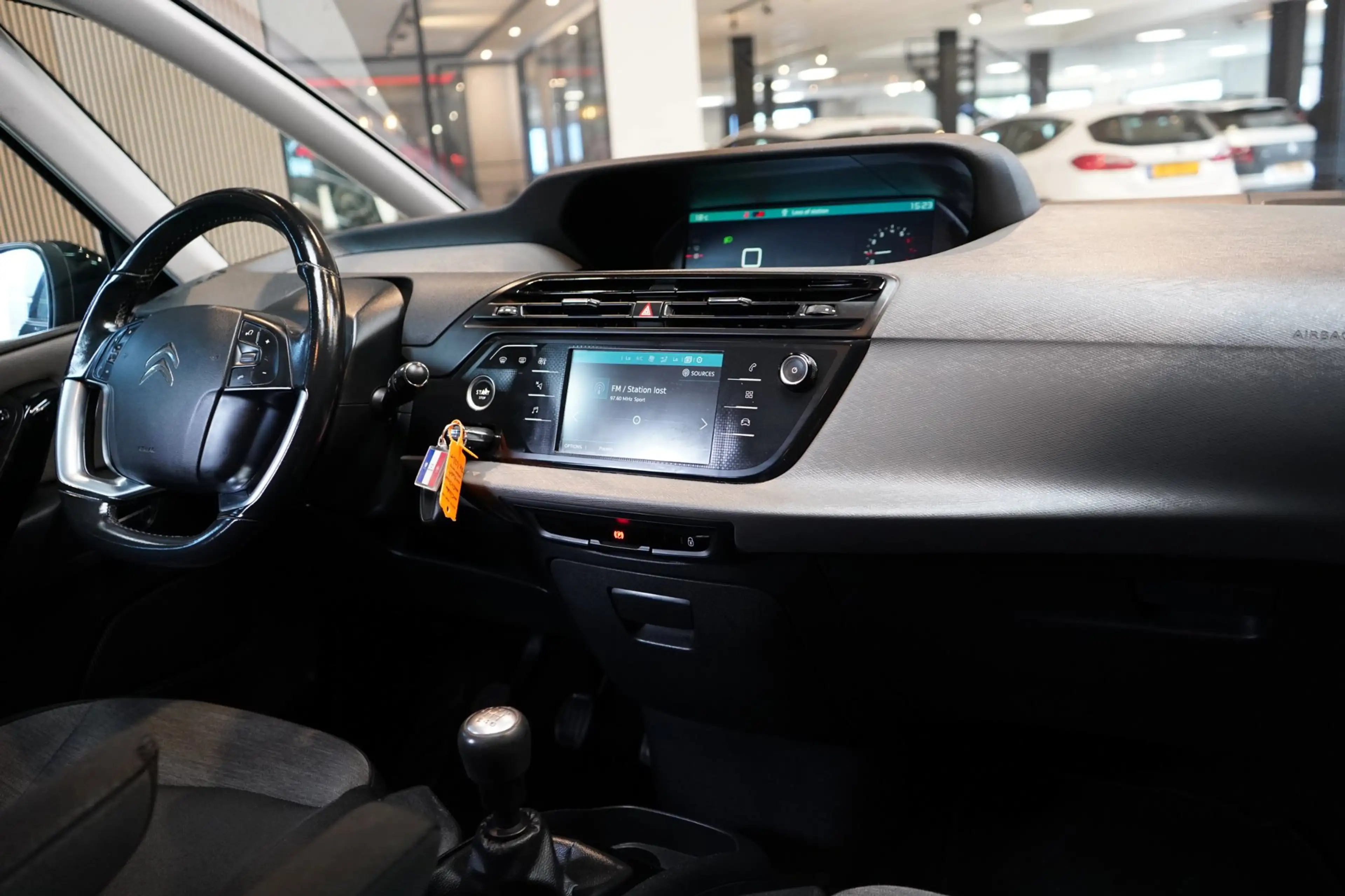 Citroen Grand C4 Picasso 1.2 PureTech Shine | 7 PERSOONS | NAVI | AIRCO | A — photo 14