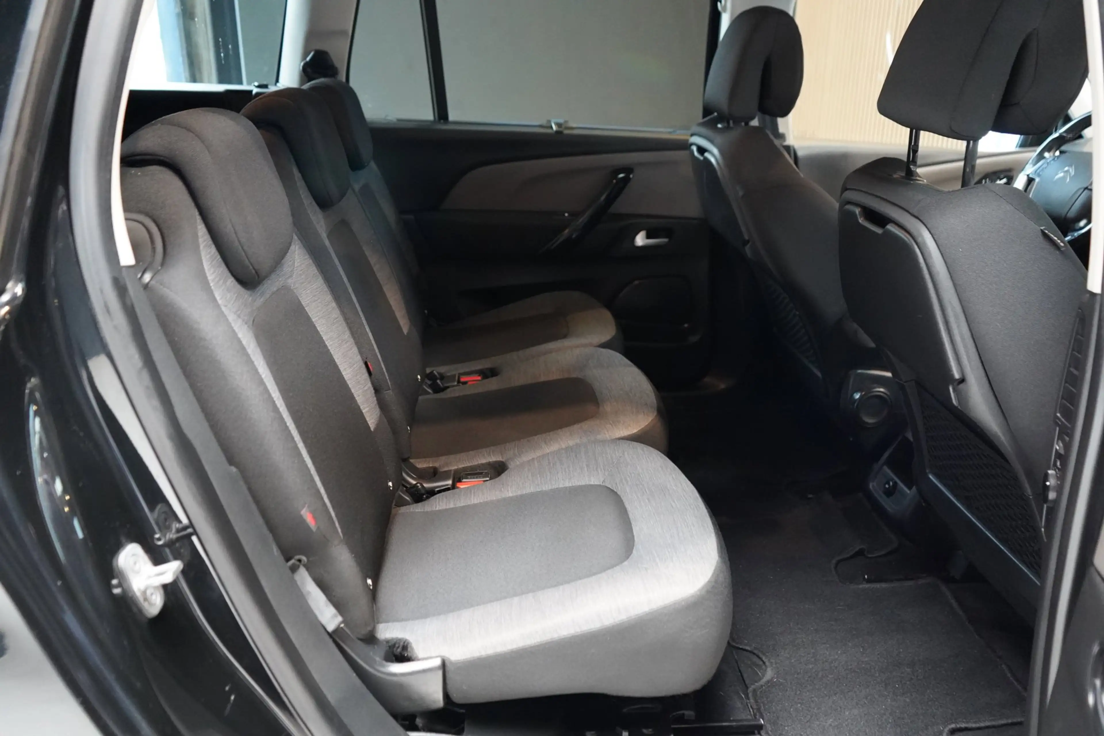 Citroen Grand C4 Picasso 1.2 PureTech Shine | 7 PERSOONS | NAVI | AIRCO | A — photo 24