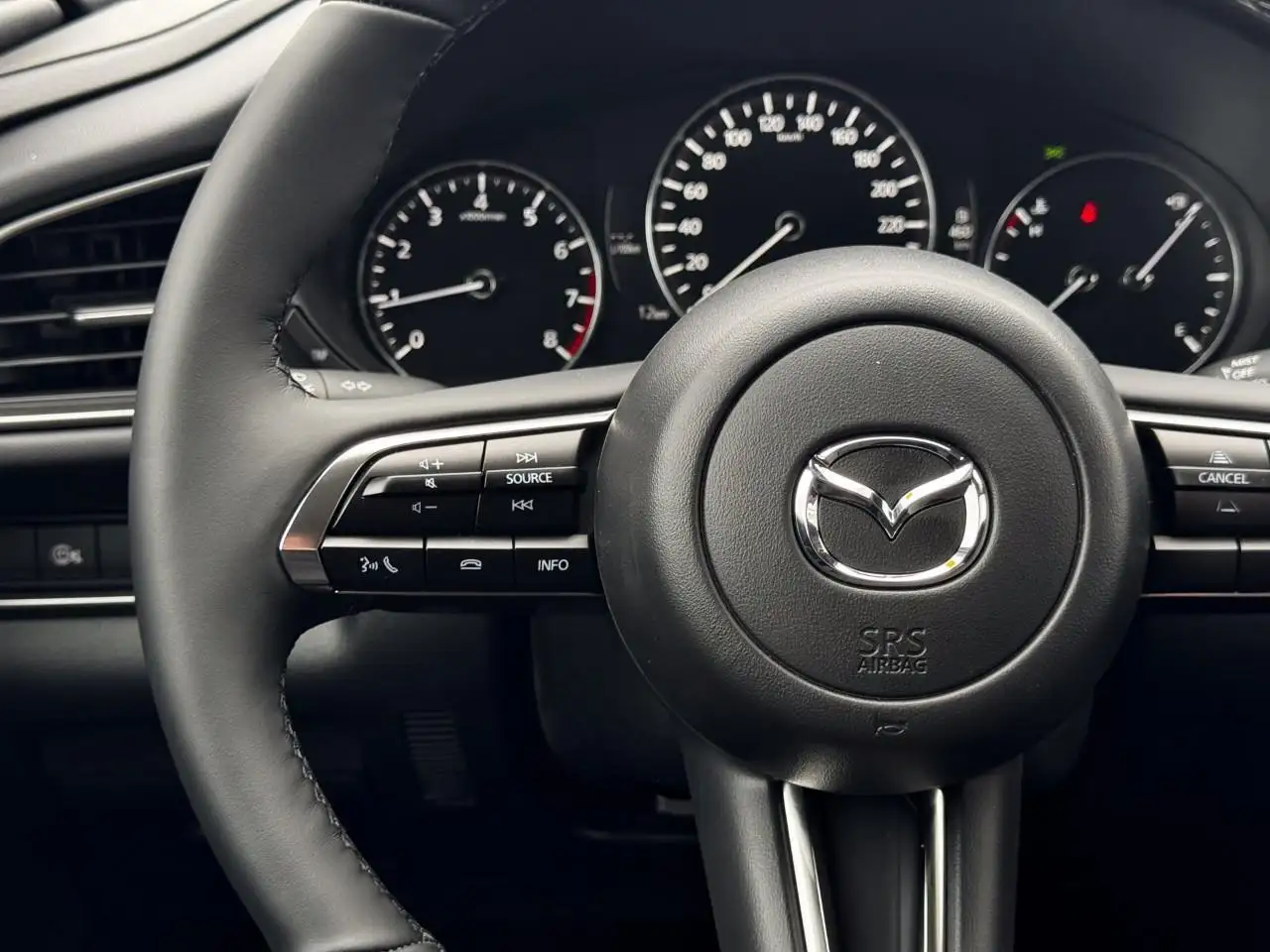Mazda CX-30 снимка Mazda CX-30