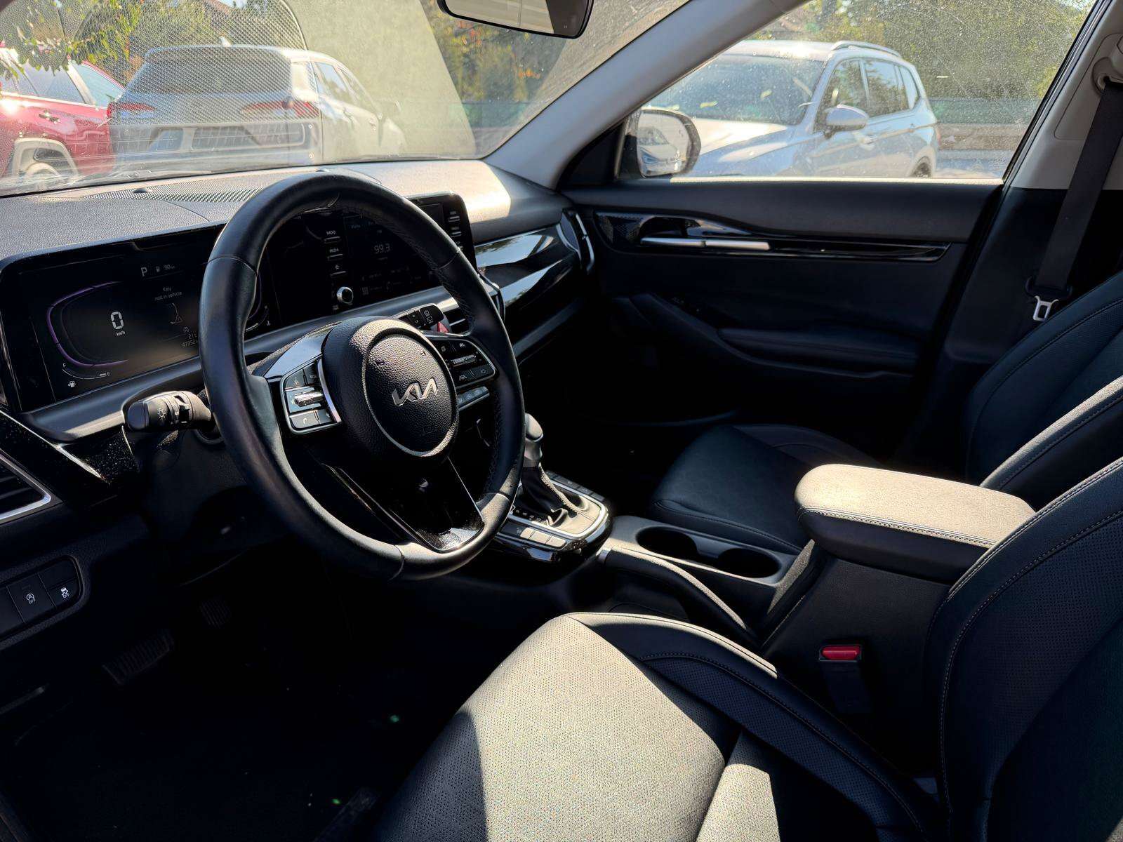 used 2025 Kia Seltos car, priced at $27,745
