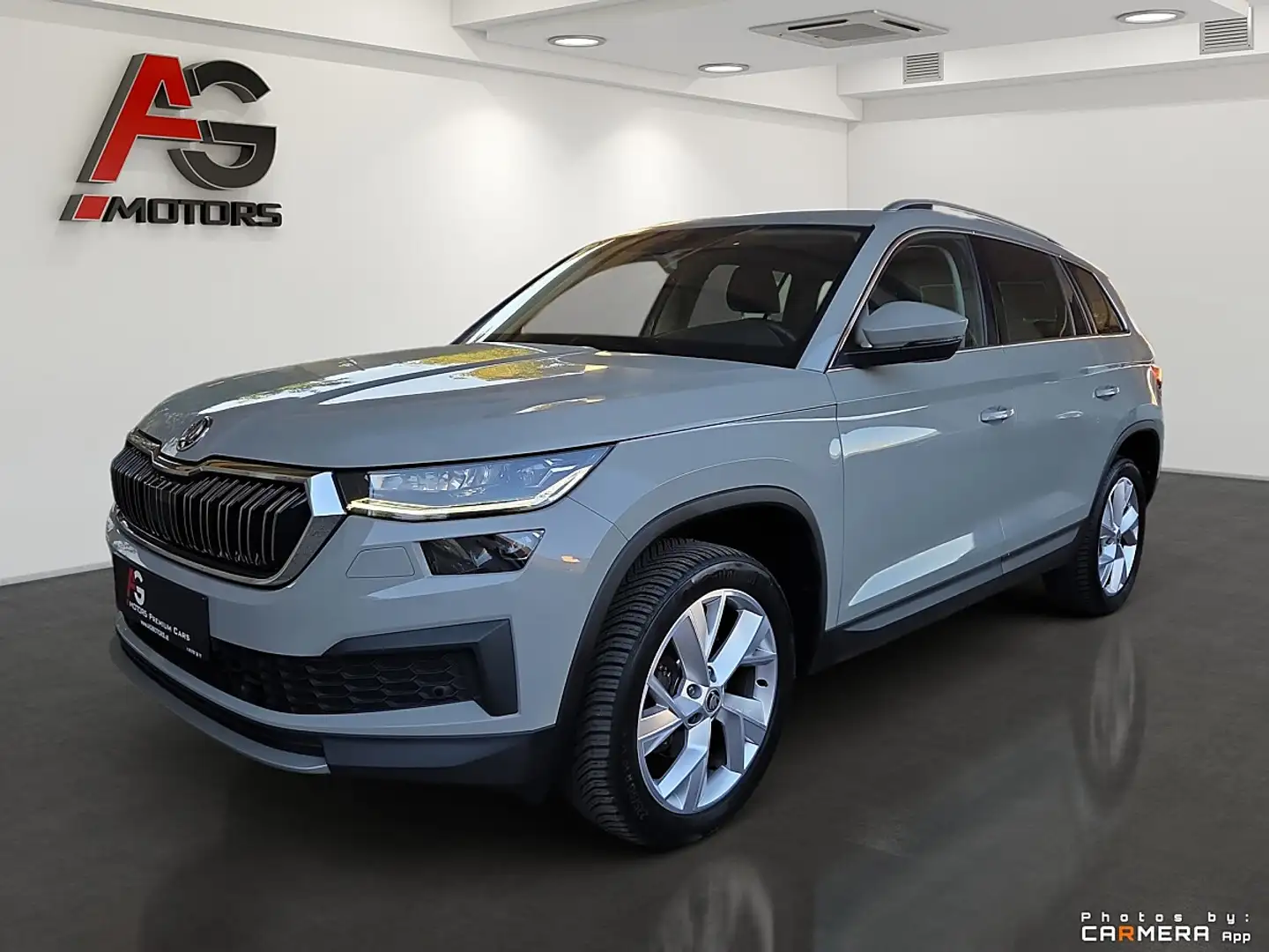 Skoda Kodiaq 1,5 TSI ACT Style Limited 7 Sitze DSG Grau - 2