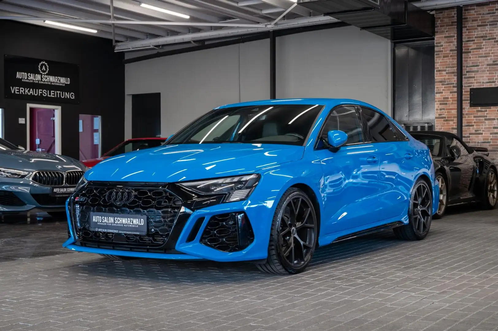 Audi RS3 Lim 2.5 TFSI quattro|RS-SITZE|RS-AGA|MATRIX Blau - 2