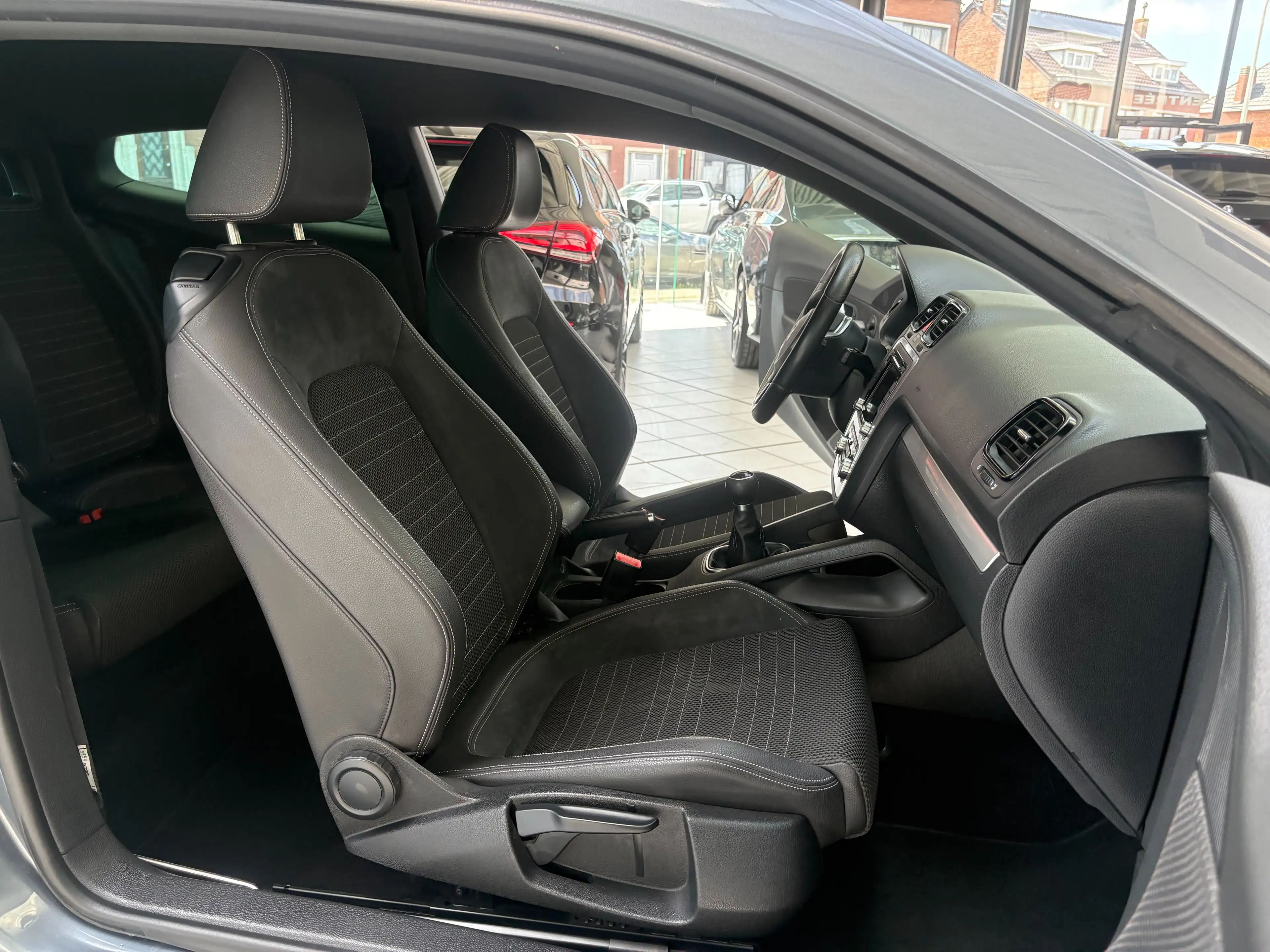 Volkswagen Scirocco Scirocco 1.4 TSI *CUIR * CAMERA * PDC * JANTES* — photo 11