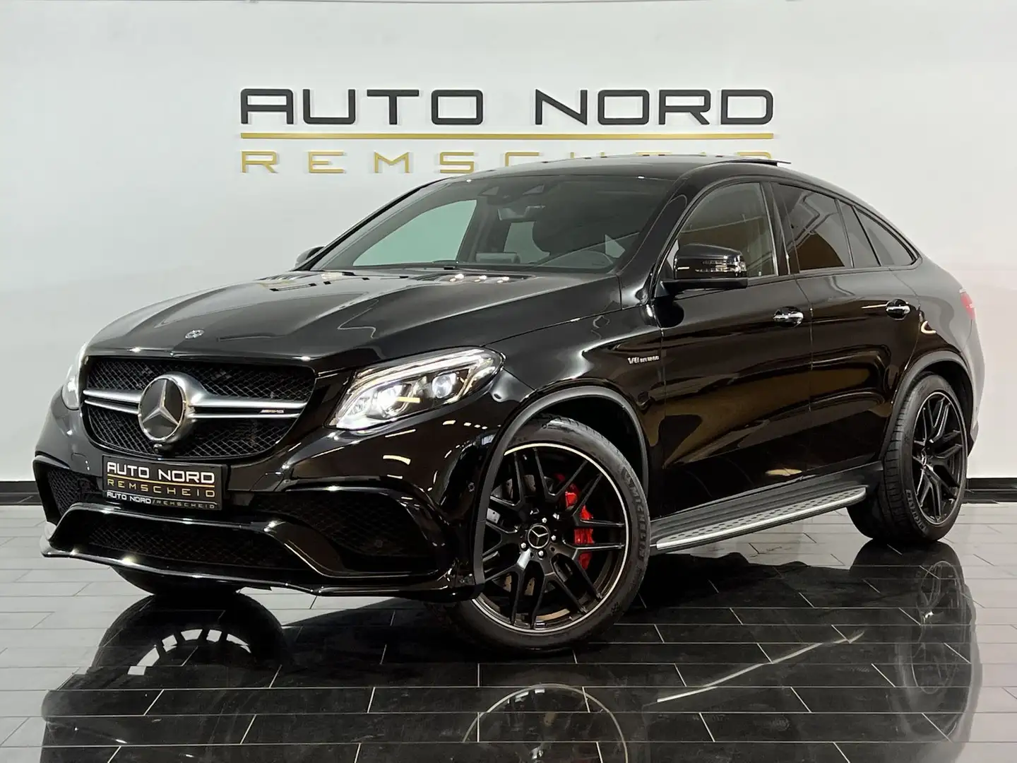 Mercedes-Benz GLE 63 AMG GLE 63 S AMG *Pano*360°*22``*H&K*Carbon*Ambiente Fekete - 1