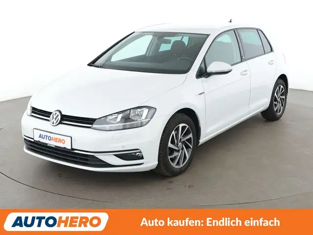 Volkswagen Golf main image