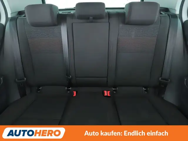 Volkswagen Golf view 15