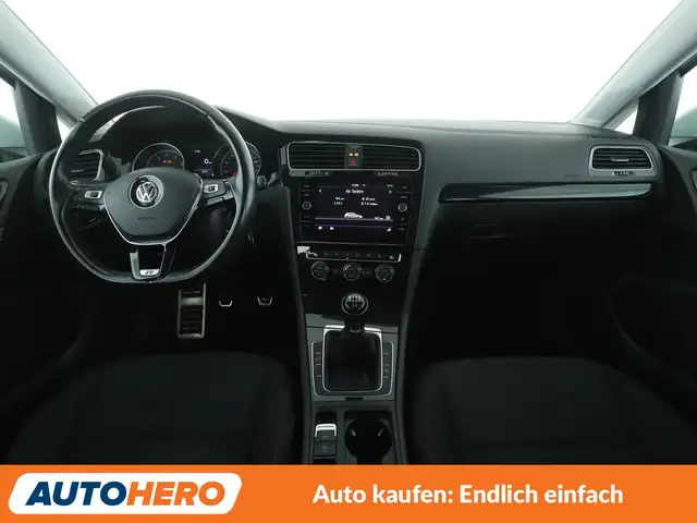 Volkswagen Golf view 12