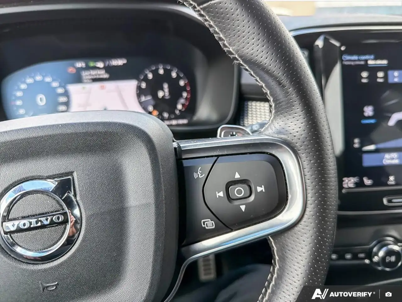 Volvo XC40 снимка Volvo XC40