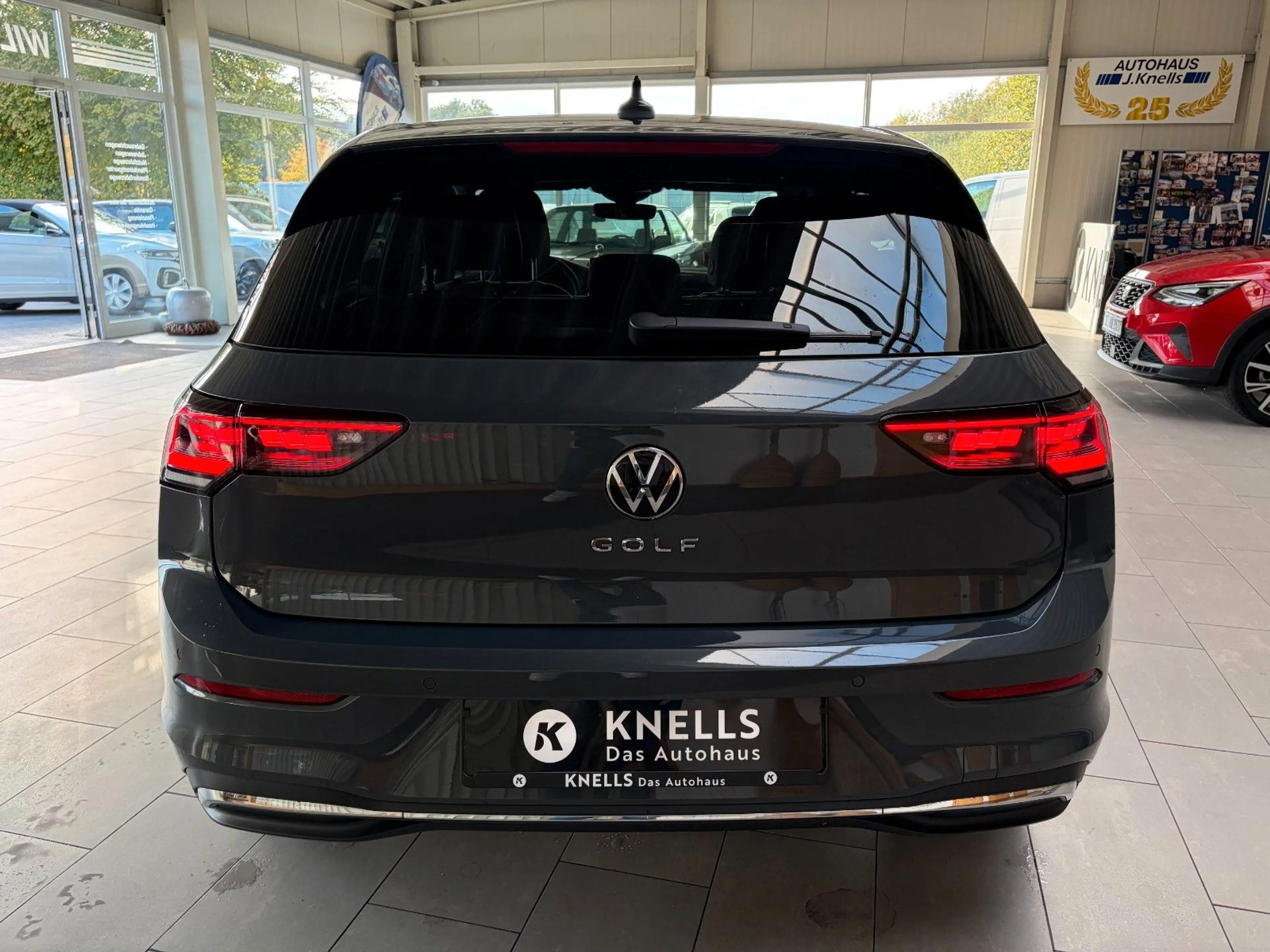Volkswagen Golf VIII 1.5 TSI 110 kW Style/MATRIX/HUD/AHK — photo 5