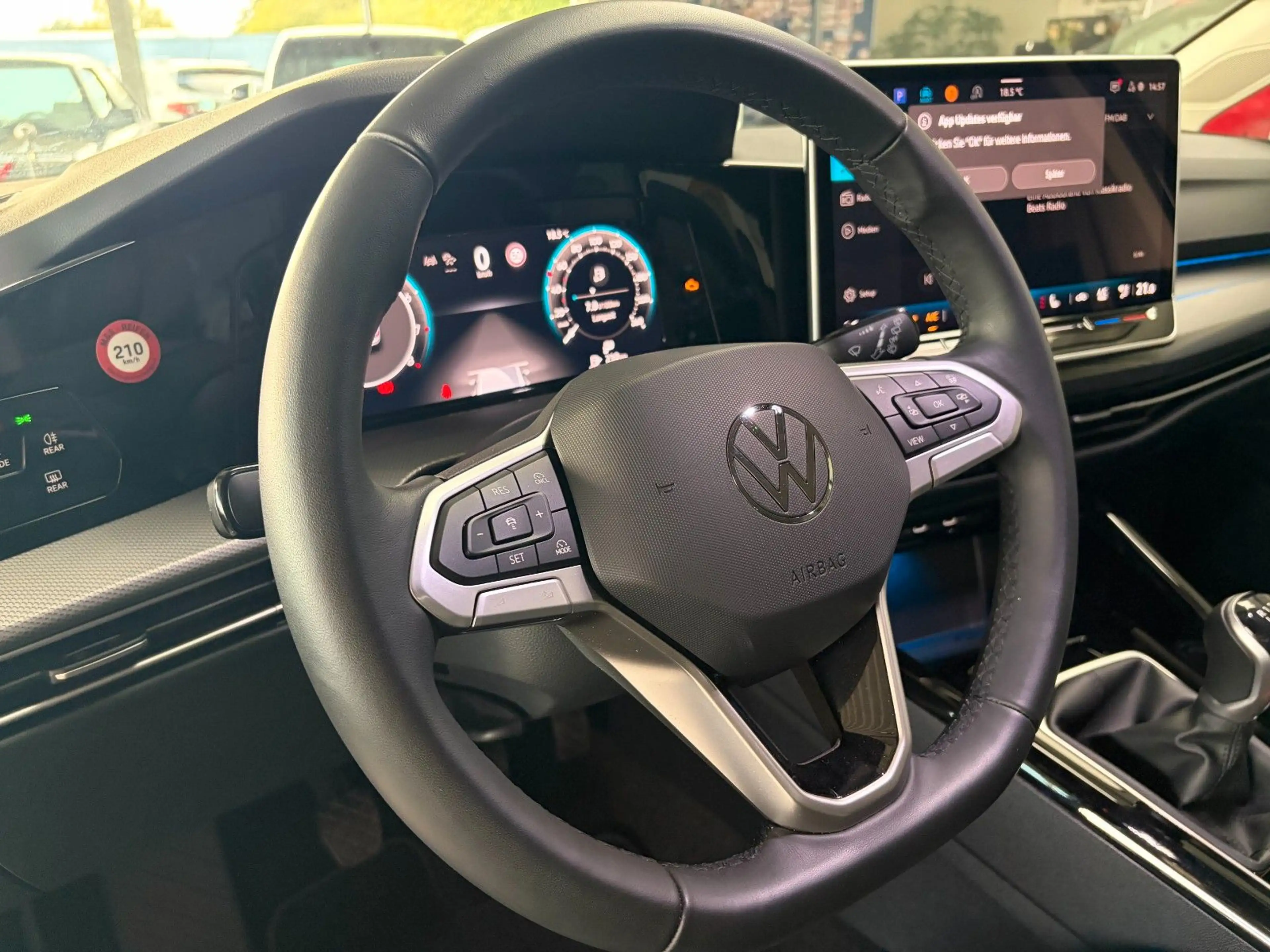 Volkswagen Golf VIII 1.5 TSI 110 kW Style/MATRIX/HUD/AHK — photo 14