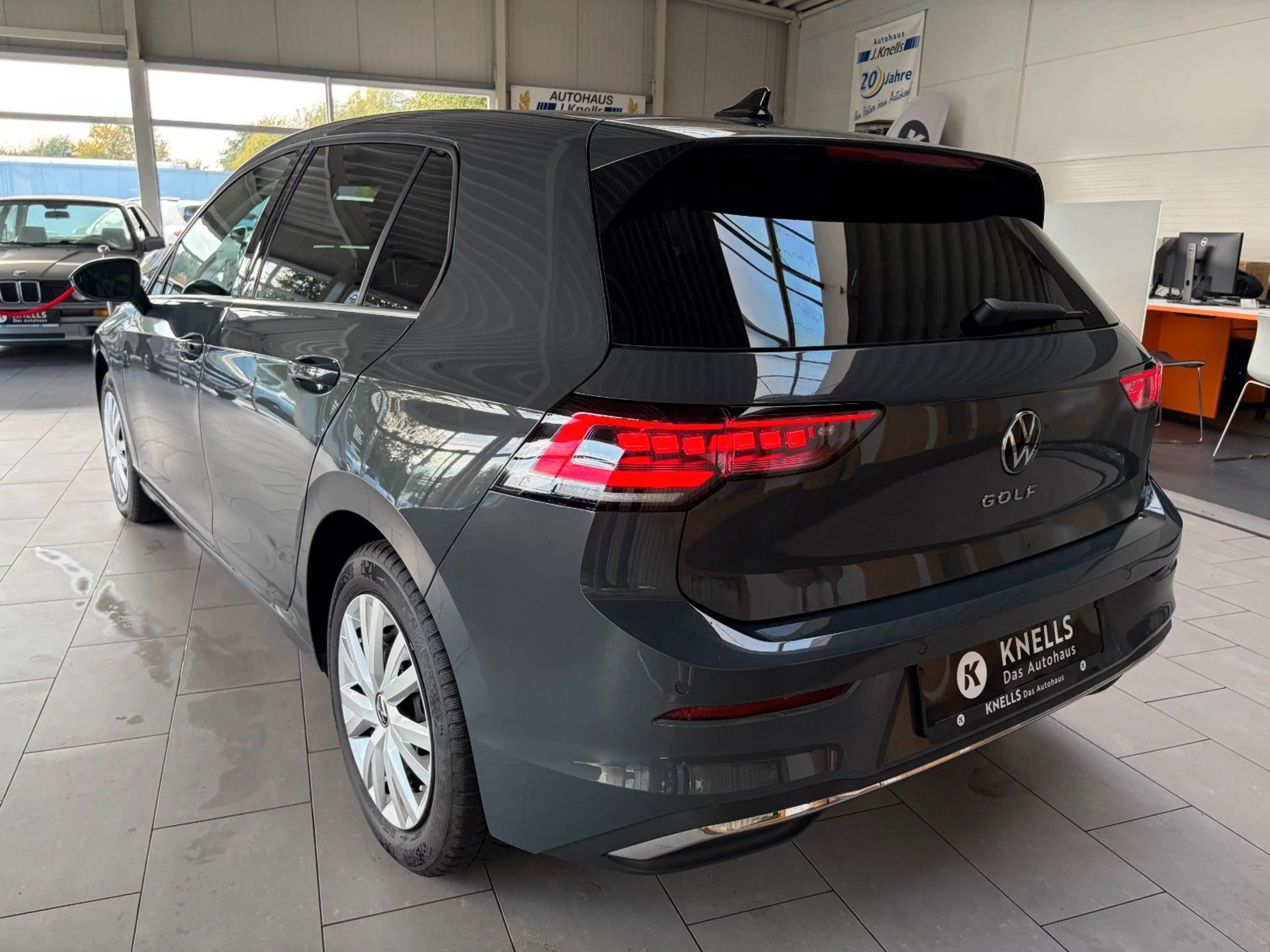 Volkswagen Golf VIII 1.5 TSI 110 kW Style/MATRIX/HUD/AHK — photo 6