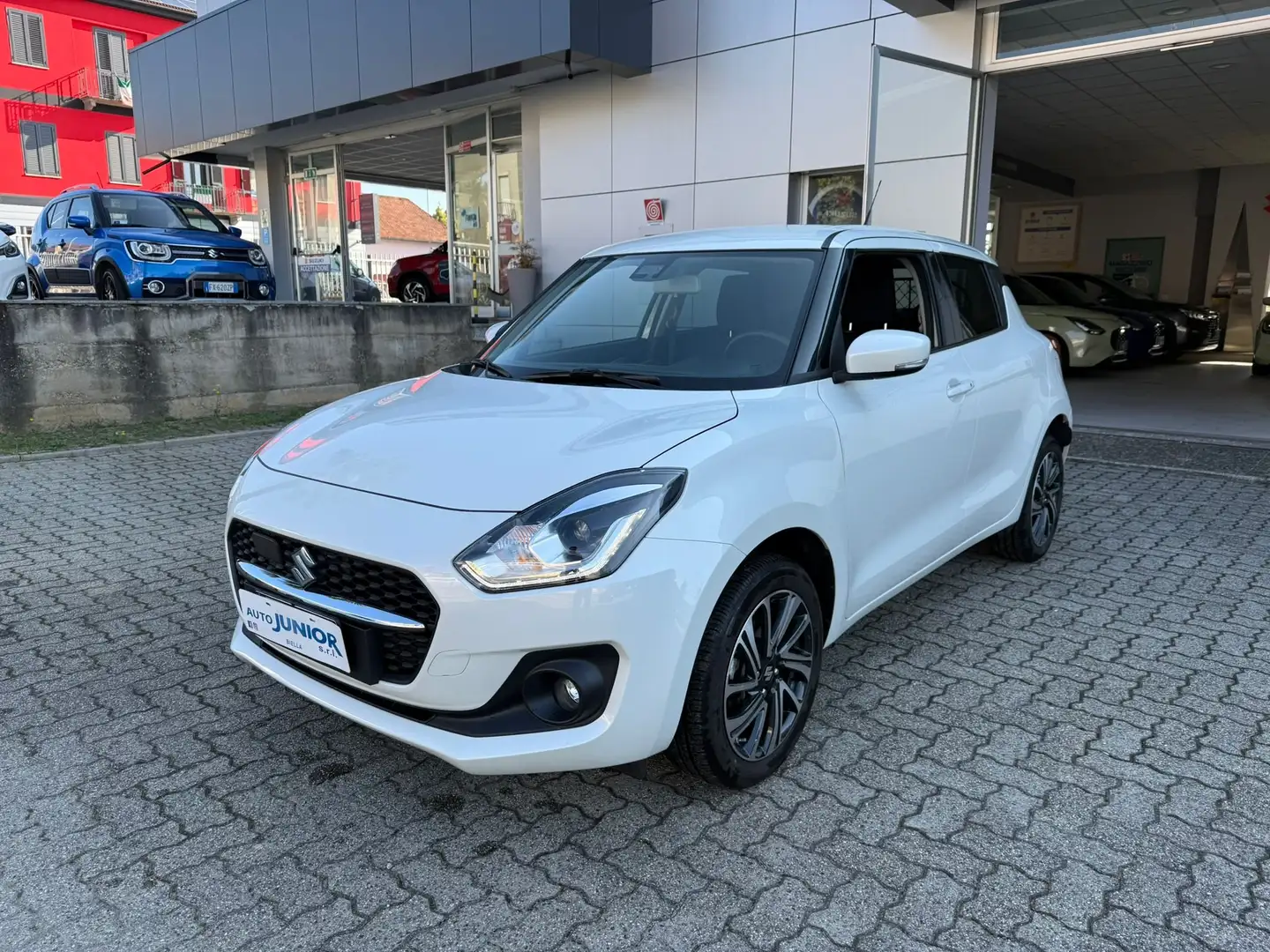 Suzuki Swift Swift VI 1.2h Top 4wd allgrip Bianco - 2