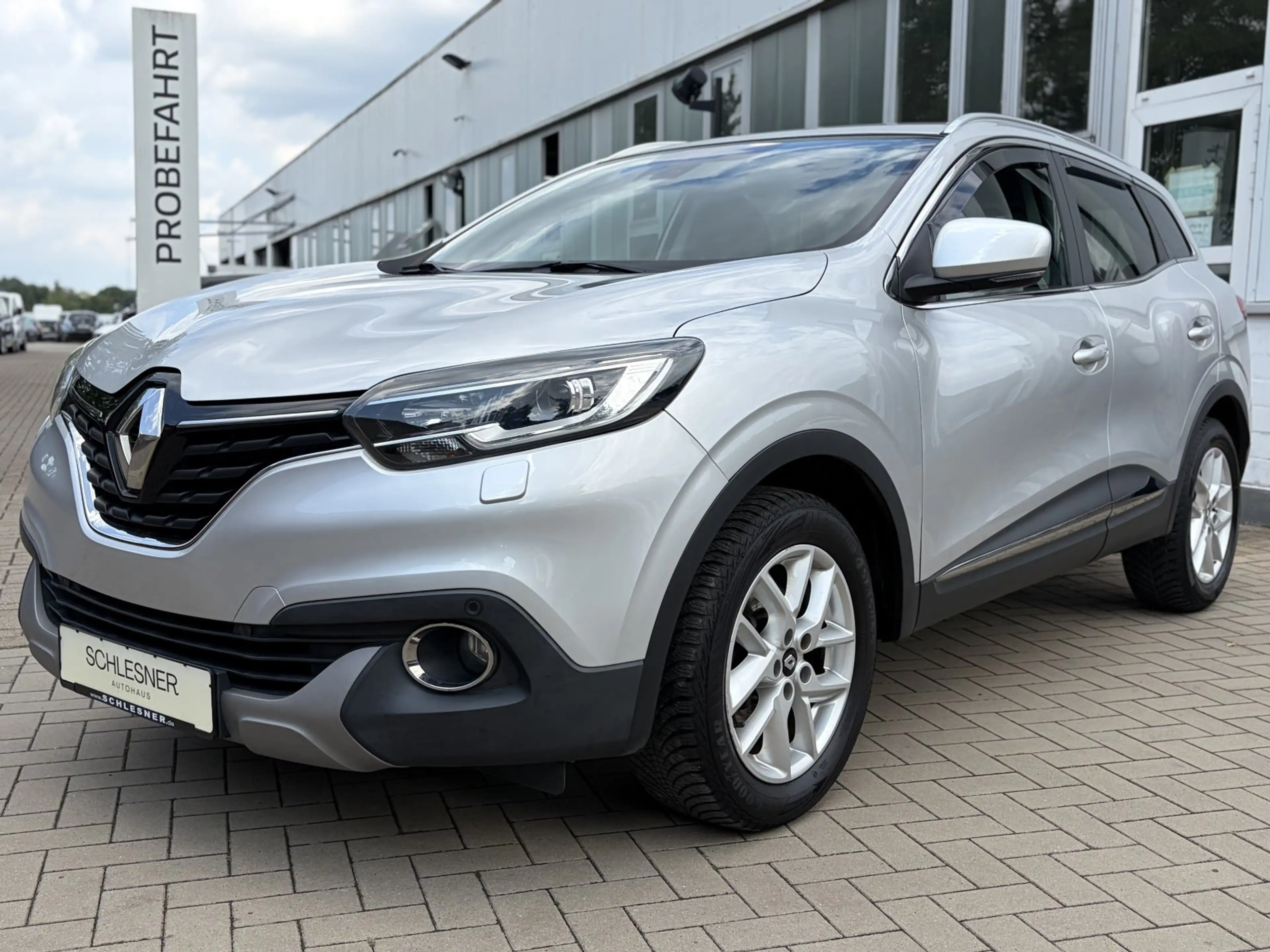 Renault Kadjar 1,2 TCe 130 XMOD *AHK *SHZ *PDC — photo 2