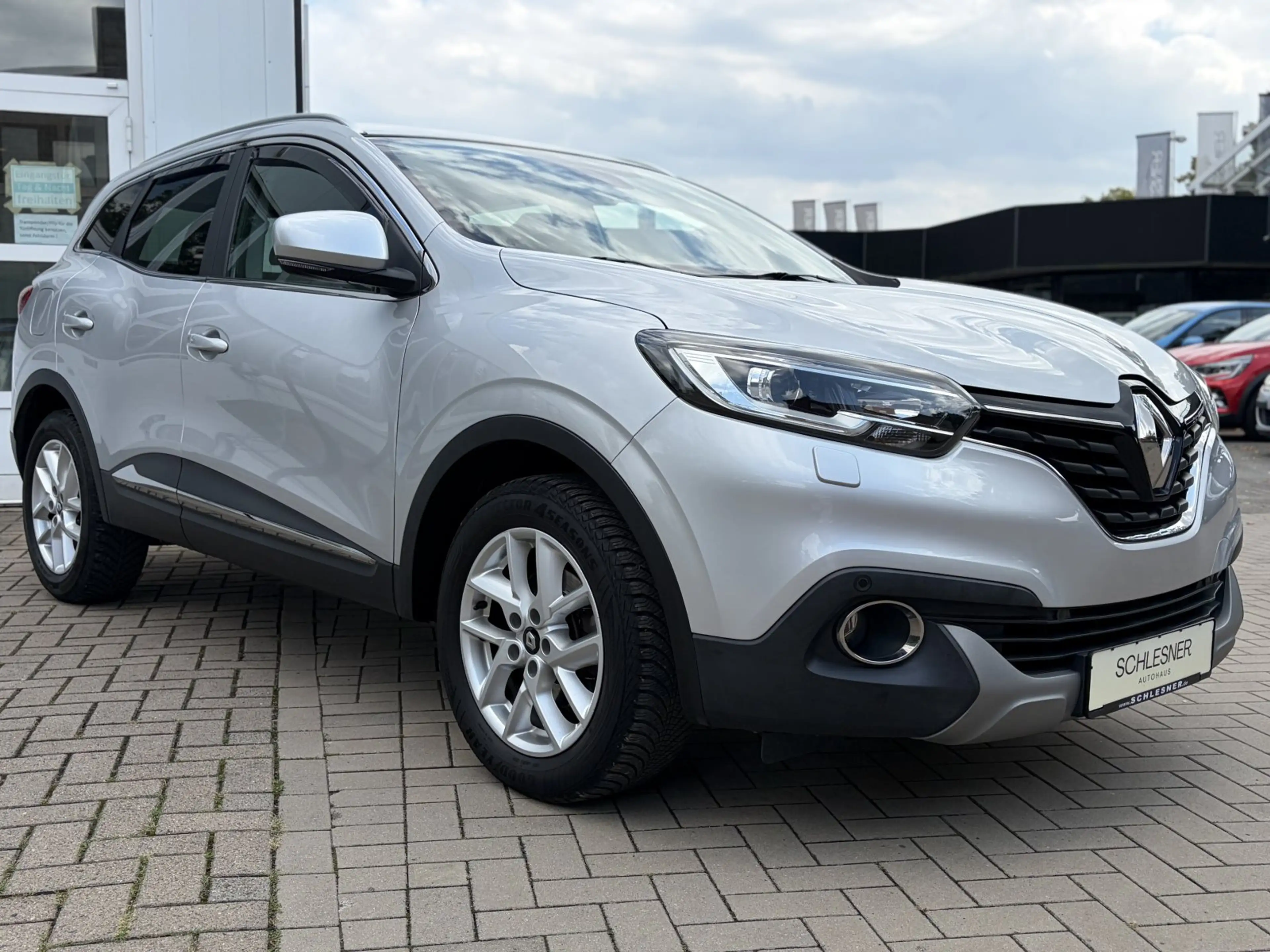 Renault Kadjar 1,2 TCe 130 XMOD *AHK *SHZ *PDC — photo 4