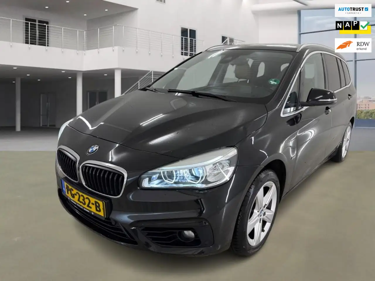 BMW 220