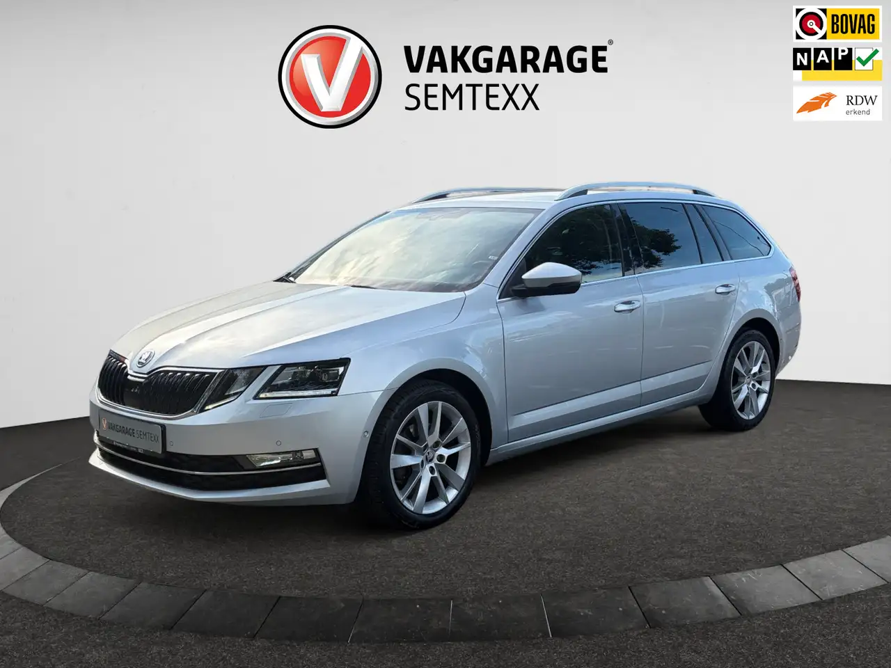 Skoda Octavia Combi 1.0 TSI Greentech Style Business | Clima | C — photo 1 of 25