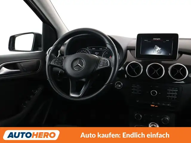 Mercedes-Benz B-Class view 13
