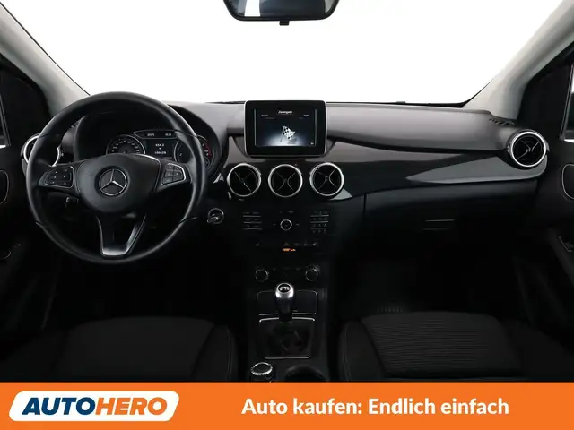 Mercedes-Benz B-Class view 12