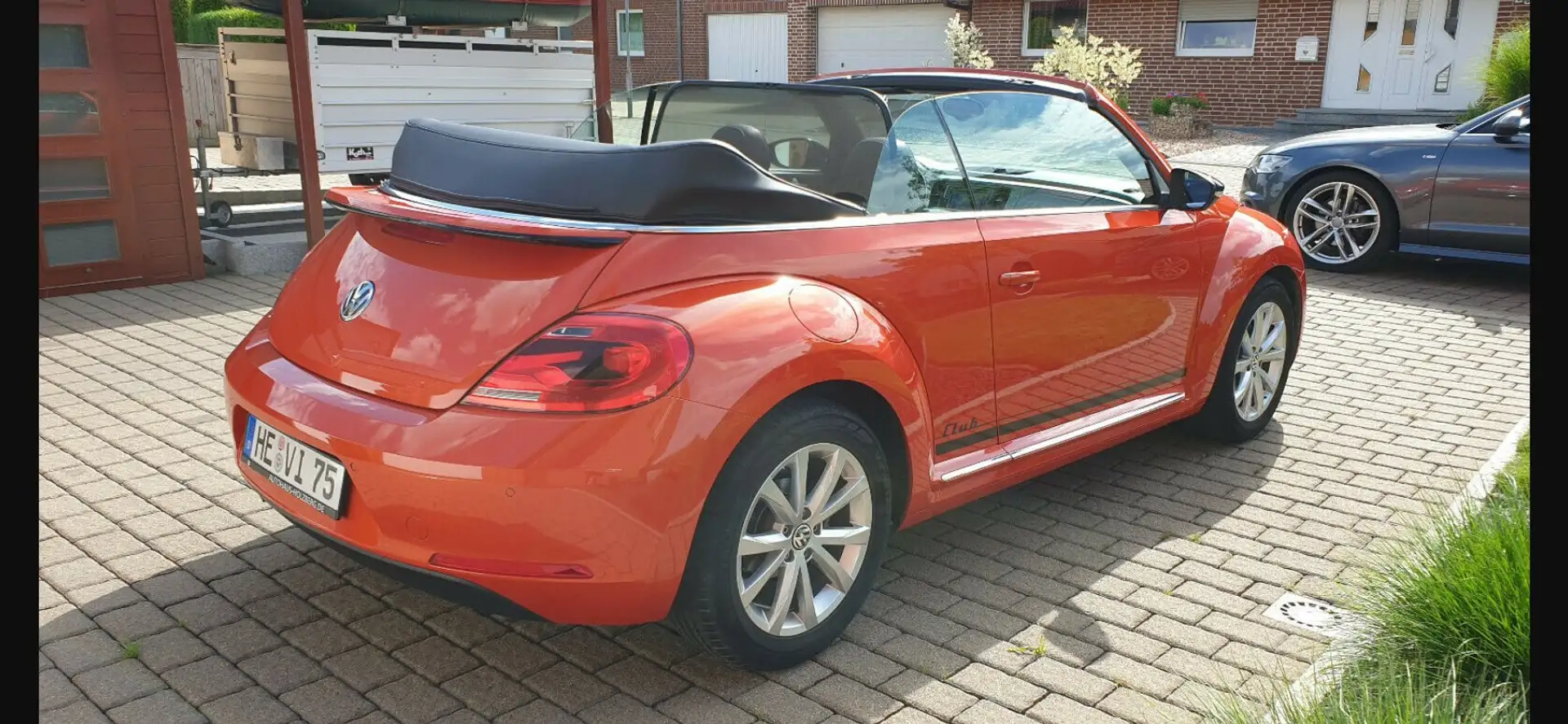 Volkswagen Beetle The Beetle Cabriolet 1.2 TSI BlueMotion Technology Červená - 2