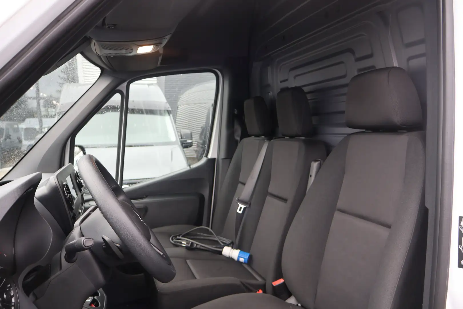 Mercedes-Benz Sprinter 315 CDI L3 H2 Automaat Koelwagen Vrieswagen Dag en Weiß - 2