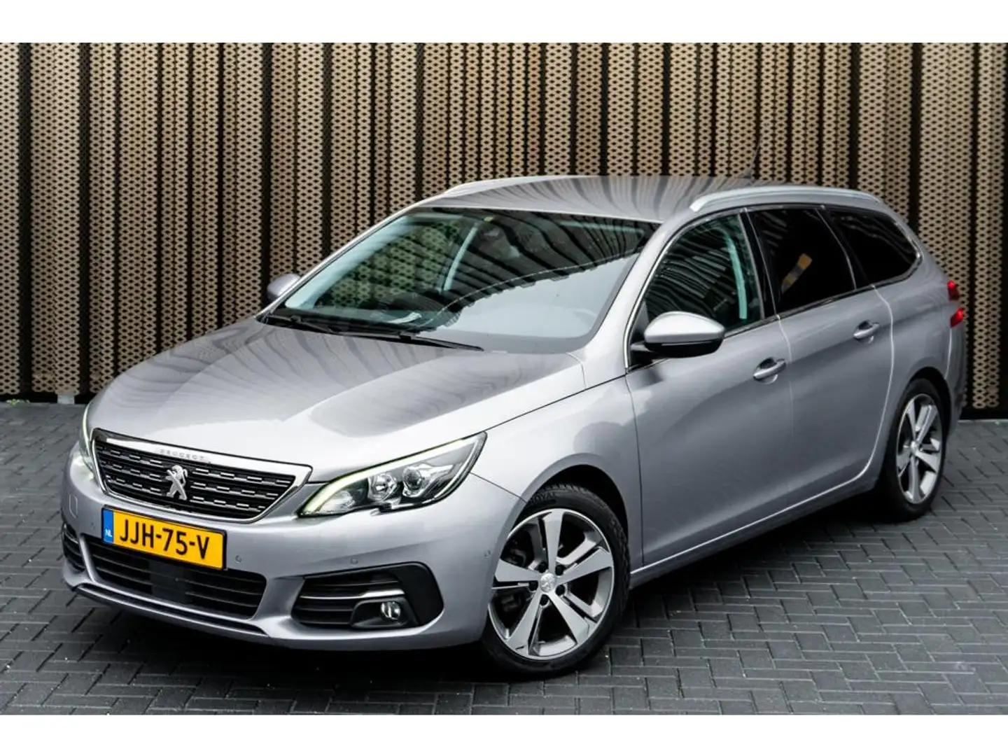 Peugeot 308 SW 1.2 PureTech Allure | *Park Assist *CarPlay *Ke Grau - 1