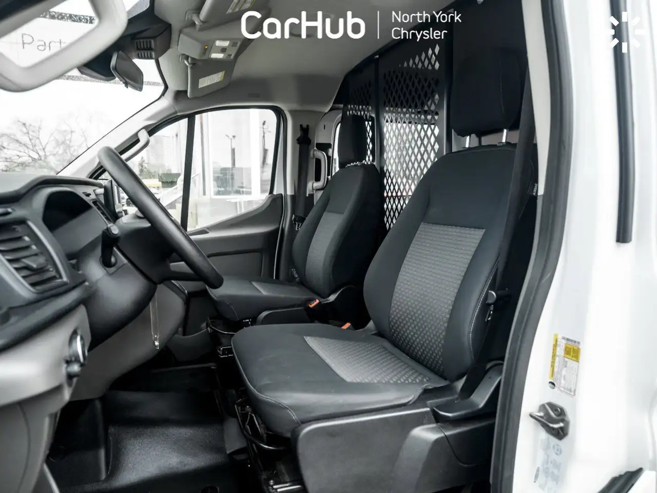 Ford Transit Cargo Van снимка Ford Transit Cargo Van