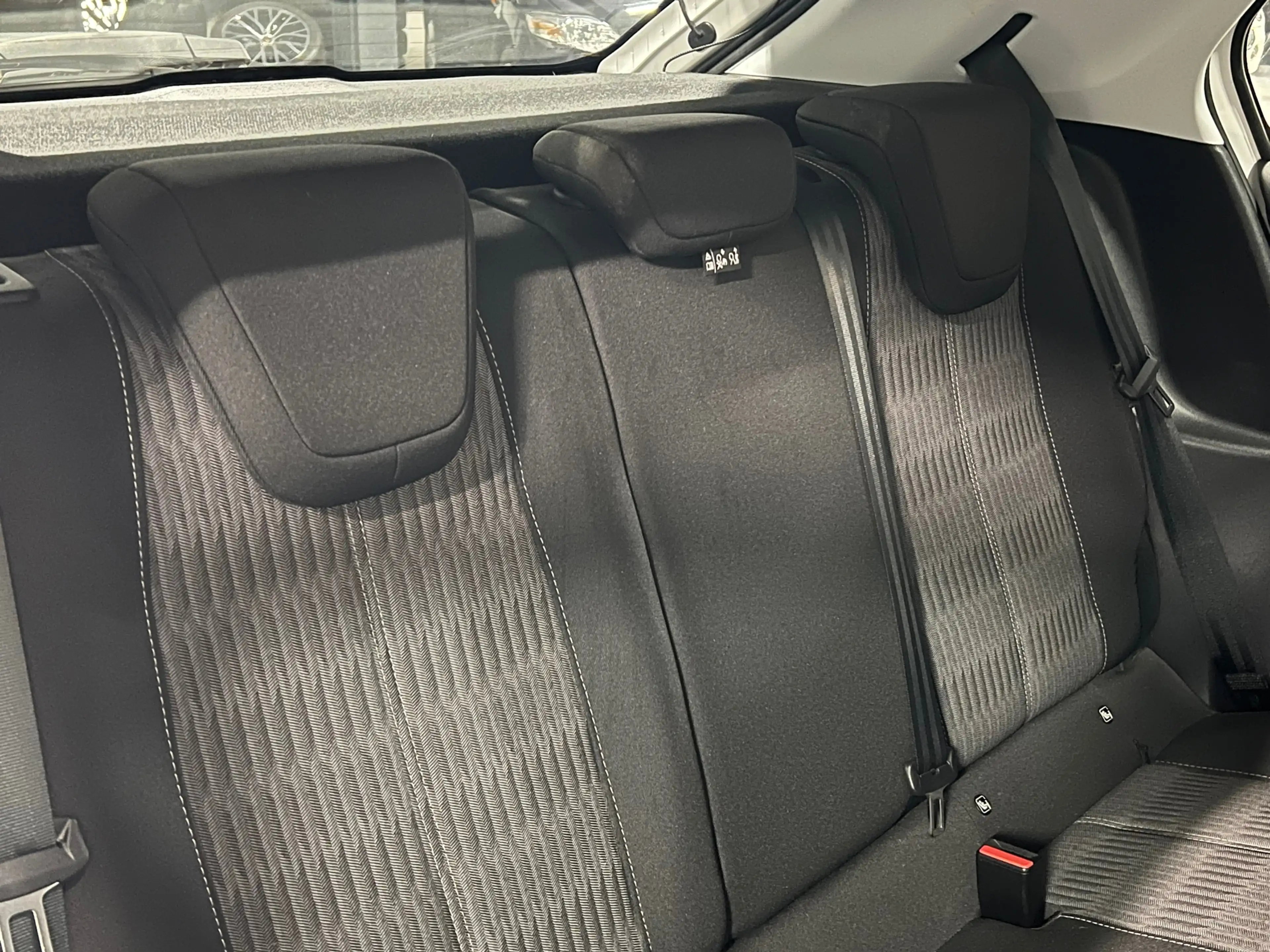 Opel Corsa-e Edition 50 kWh - SOH 90% - CarPlay - Cr + Cl Contr — photo 9