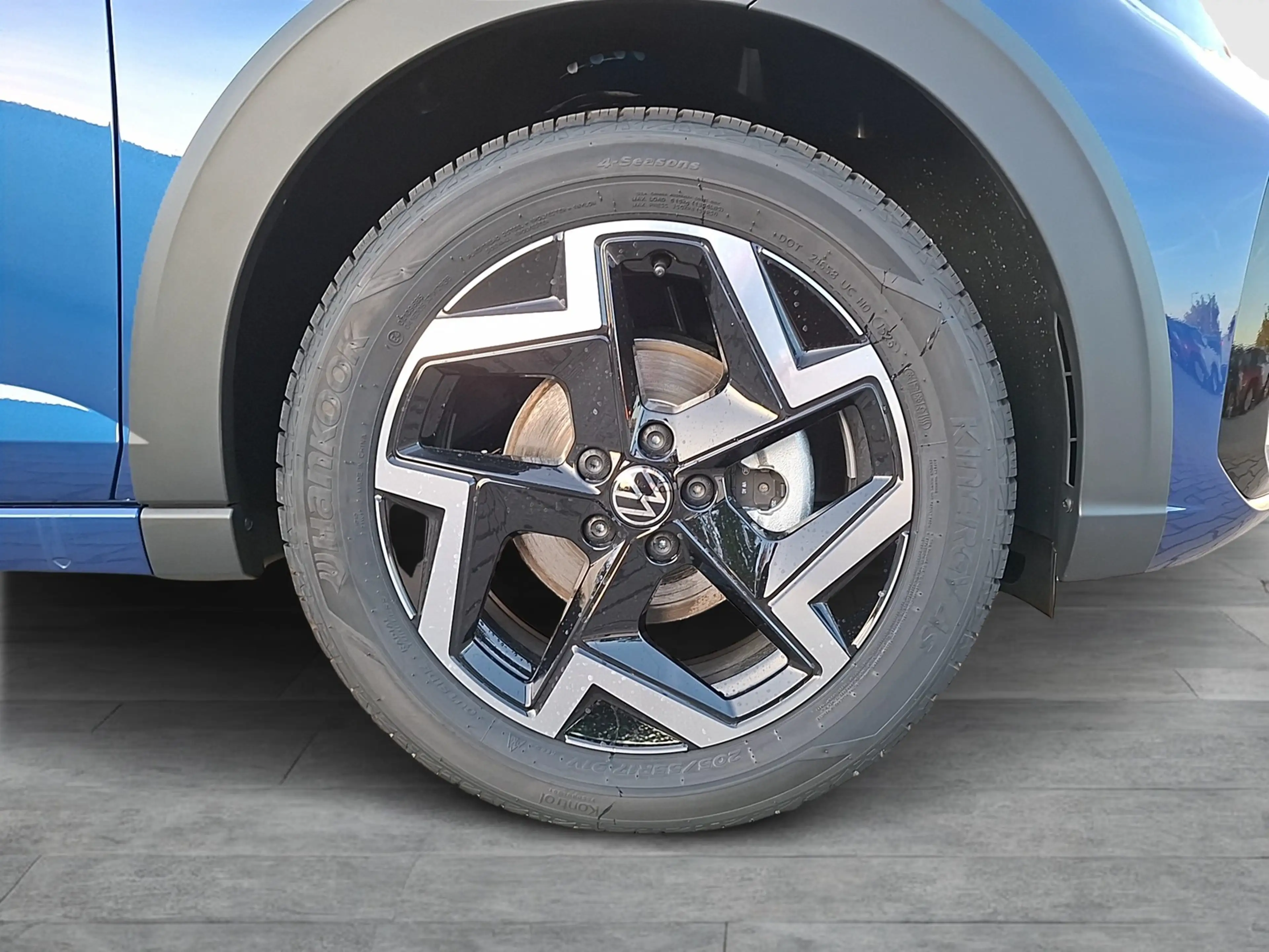 Volkswagen Taigo R-Line DSG AHZV Navi-Pro AppConnect ACC — photo 7