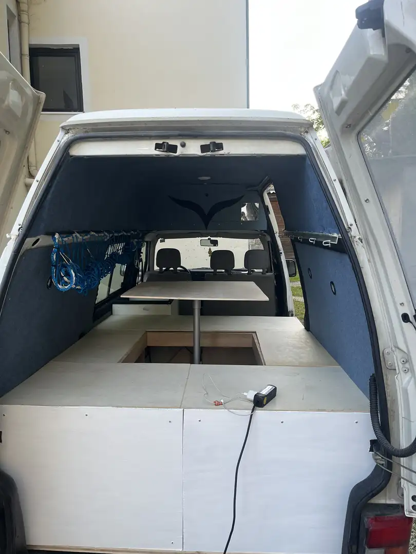 Volkswagen T4 Weiß - 2