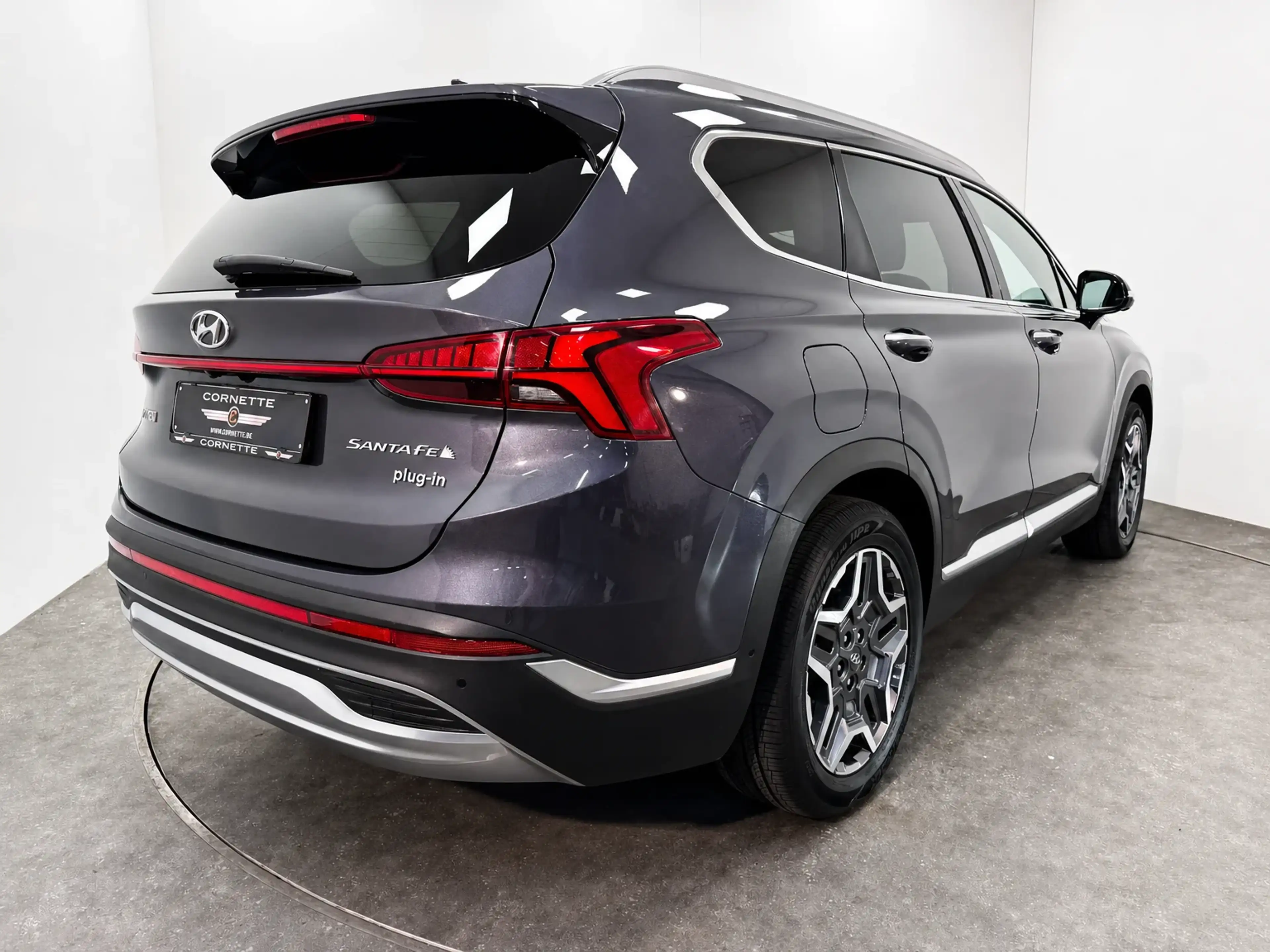 Hyundai SANTA FE 1.6 T-GDI PHEV TREKHAAK 4WD SHINE AUTO — photo 9