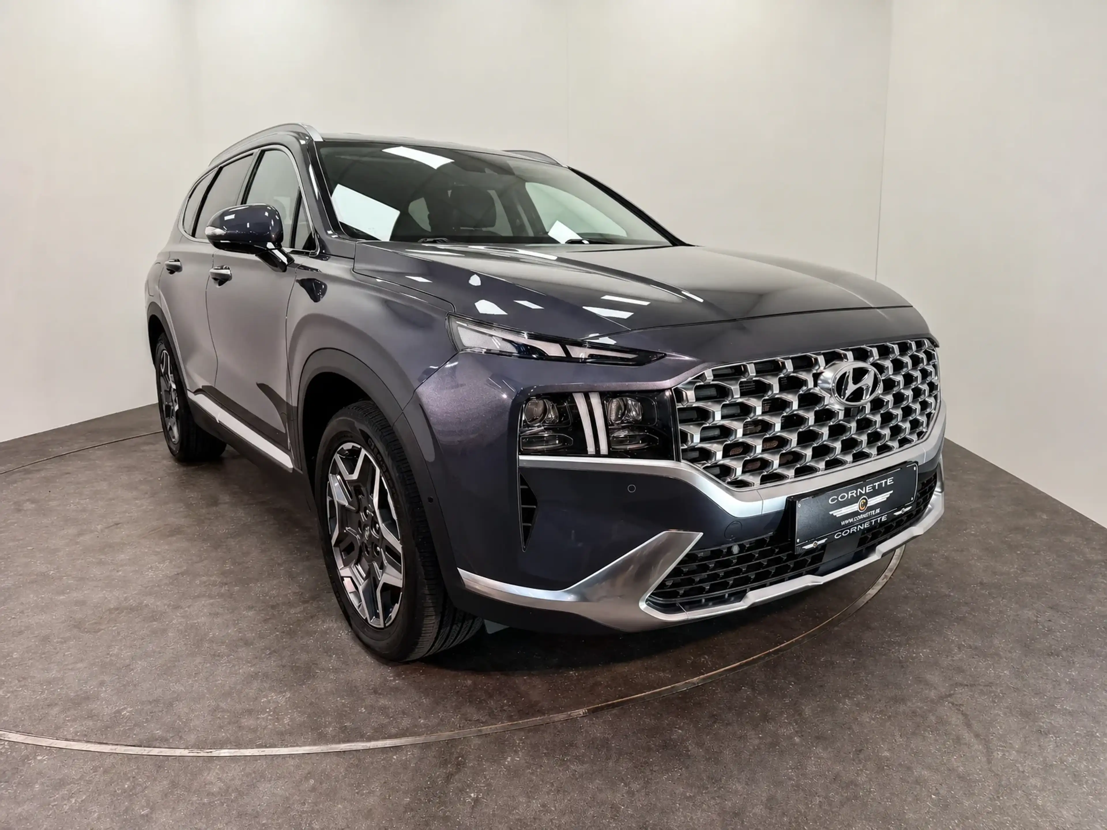 Hyundai SANTA FE 1.6 T-GDI PHEV TREKHAAK 4WD SHINE AUTO — photo 11