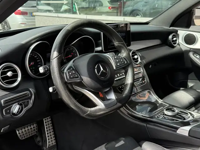 Mercedes-Benz C-Class view 6