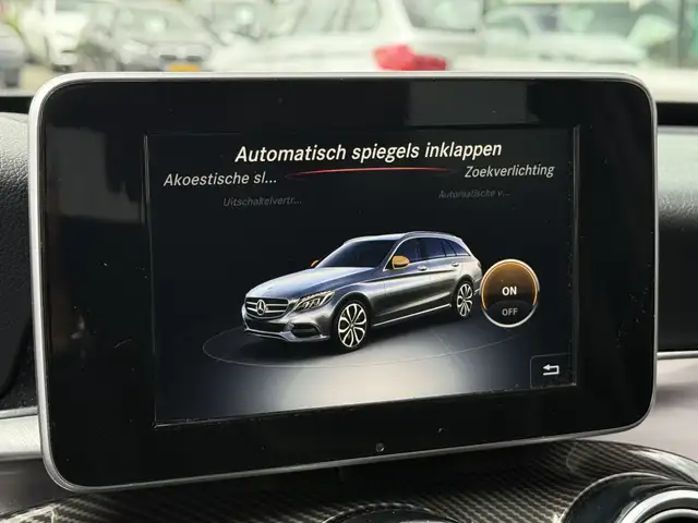 Mercedes-Benz C-Class view 30