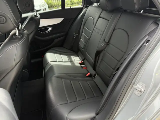 Mercedes-Benz C-Class view 8