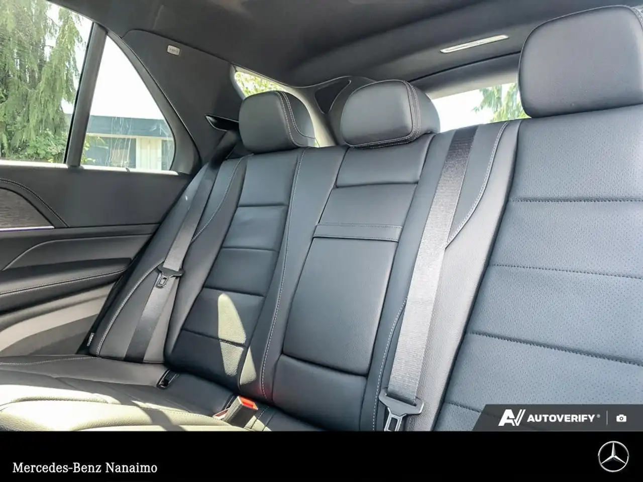 Mercedes-Benz GLE снимка Mercedes-Benz GLE