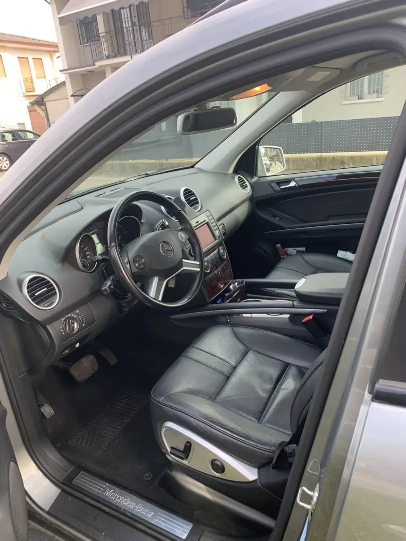 Mercedes-Benz ML 300 - 2